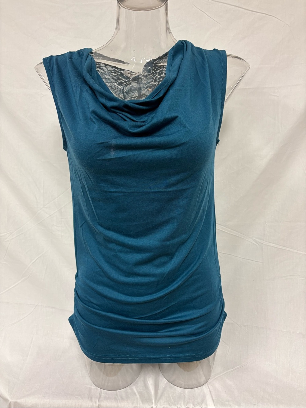 Zeagoo Turquoise Lace Back Sleeveless Top NWT Size Medium
